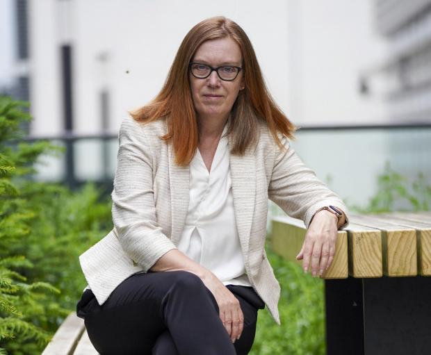 Dame Sarah Gilbert, penemu vaksin AstraZaneca atau vaksin AZ. (Heraldscotland.com)