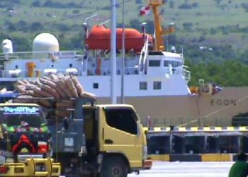 Suasana Pelabuhan Nusantara di Waingapu Kabupaten Sumba Timur NTT. (Al)