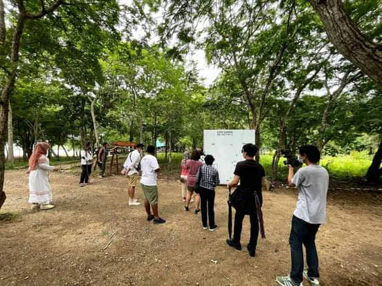 Turis-berkunjung-ke-Taman-Nasional-Komodo-beberapa-waktu-lalu