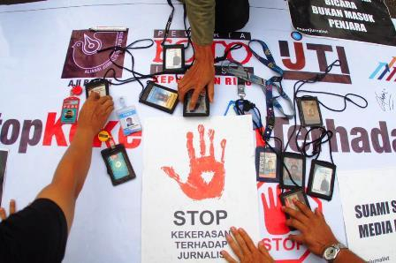 IlustrasiStop Kekerasan Terhadap Wartawan (LBH Pers)