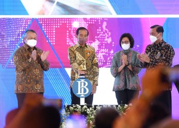 Presiden Joko Widodo melaunching Kartu Kredit Pemerintah Domestik dan QRIS antarnegara (Setneg)