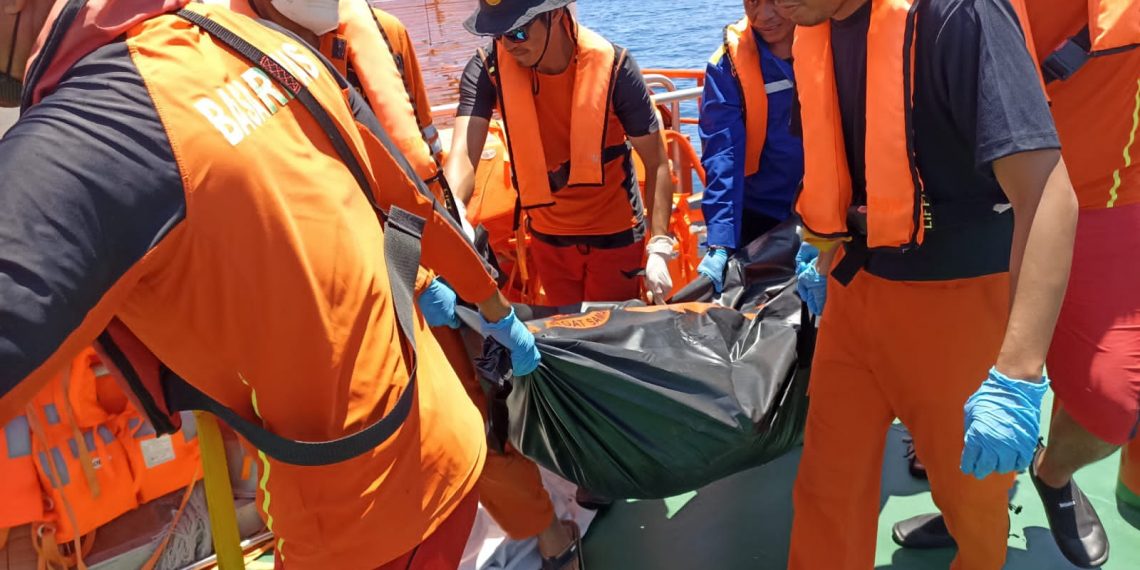 Tragedi KM Express Cantika 77, polisi menetapkan nahkoda kapal sebagai tersangka (Basarnas)