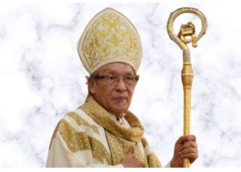 Uskup Agung Kupang Mgr Petrus Turang