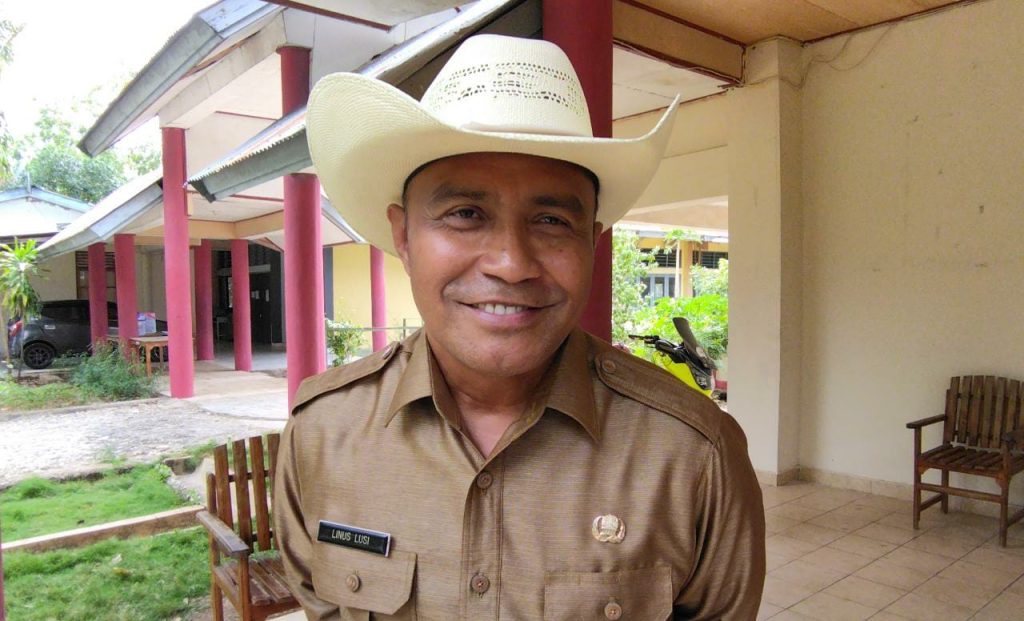 Linus Lusi, Kadis pendidikan dan Kebudayaan NTT menanggapi realita murid SMP di Kupang yang belum bisa calistung (Putra Bali Mula - KatongNTT)