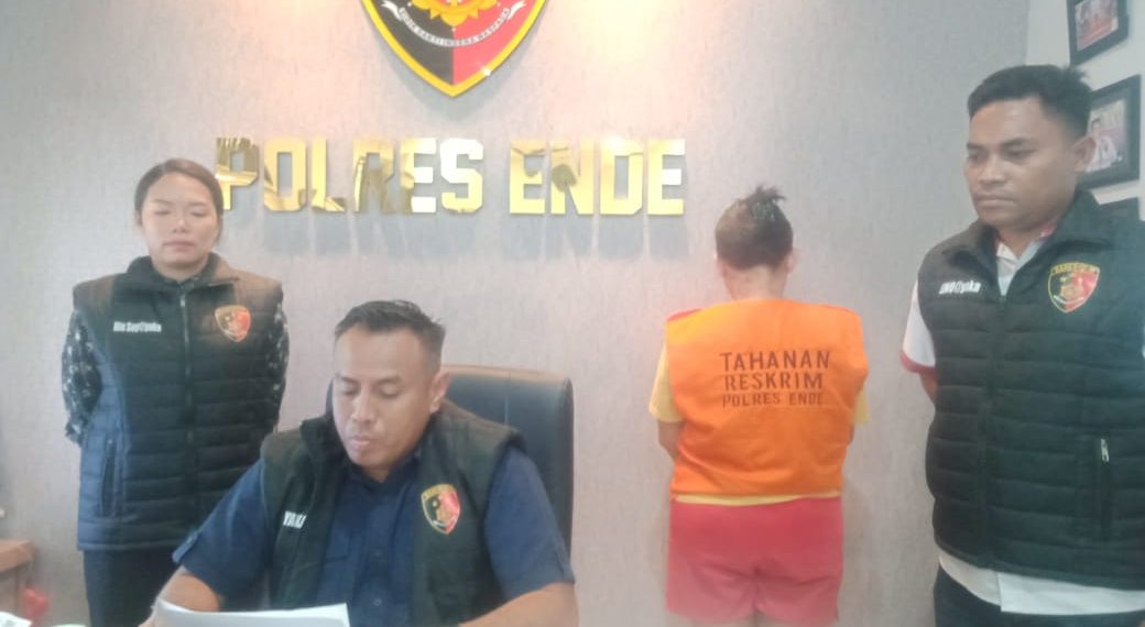 Muslihat Arisan Online, Wanita Ende Raup Rp 3,2 Miliar 