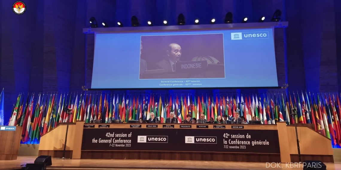 Dalam Konferensi Umum UNESCO pada 20 November 2023 di Paris, Prancis, menetapkan Bahasa Indonesia sebagai bahasa resmi UNESCO. (Dok. Kemenlu)