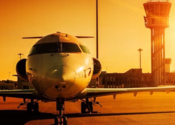 Abu Vulkanik Lewotobi Laki-laki Batalkan Penerbangan ke Maumere