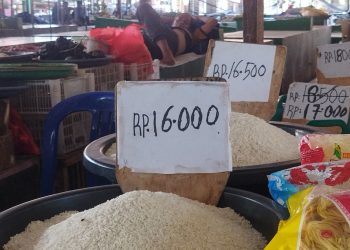 Bulog Pasok 5000 Ton, Beras di NTT Tetap Mahal