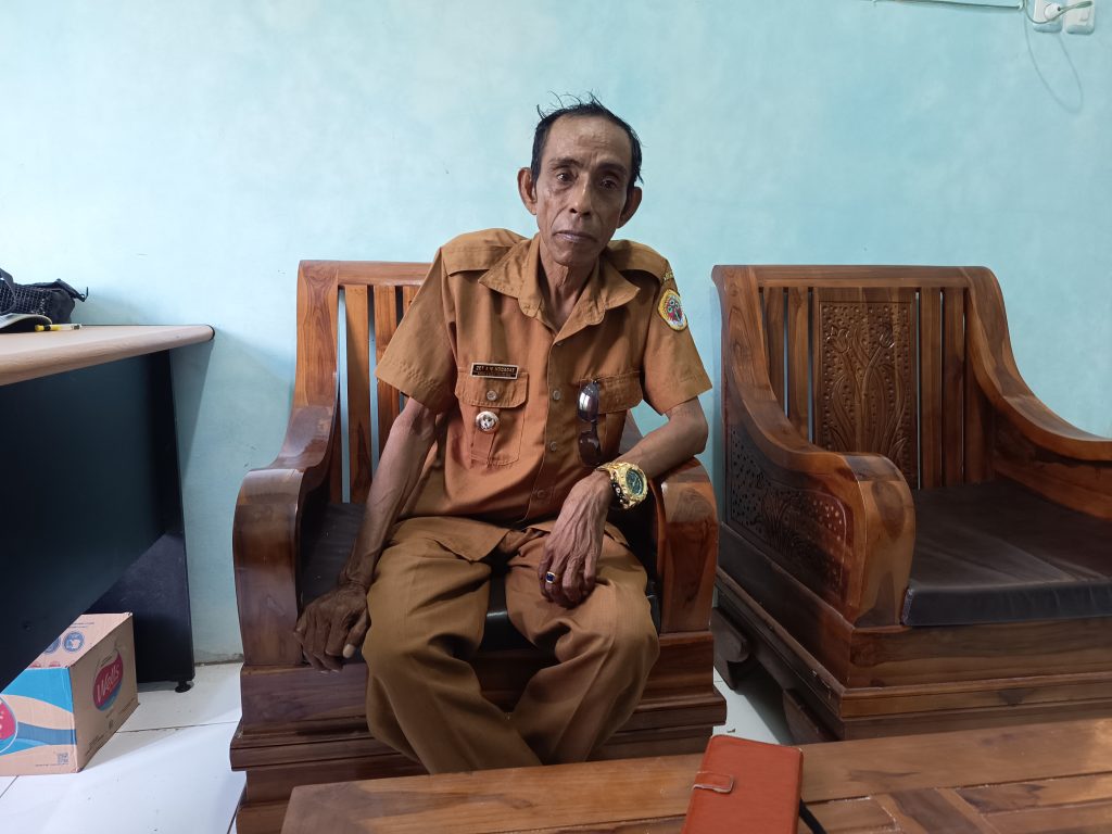Kepala Desa Tablolong, Zet A.M.Nggadas. (Rita Hasugian/KatongNTT)
