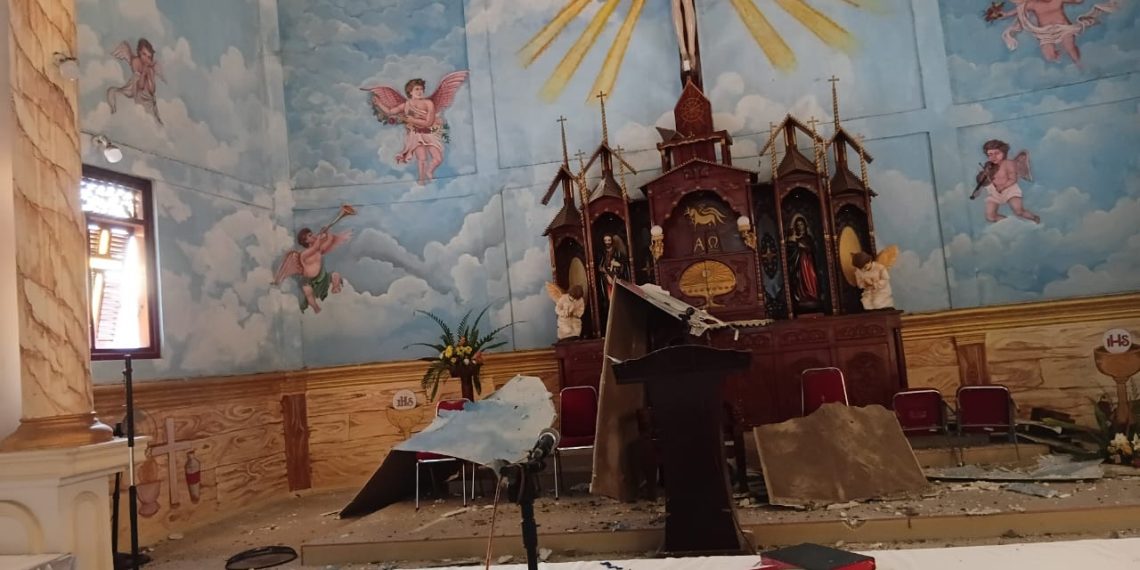 Gereja Santo Thomas Moruf di Maumere, kabupaten Sikka, rusak diterjang gempa pada 15 Agustus 2026. (Dok. Benadikta da Silva)